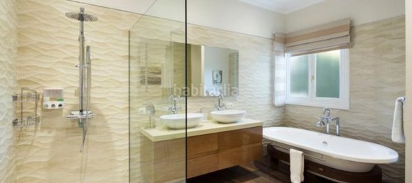 6 bedrooms Villa in Marbella, Spain No. 84611 17