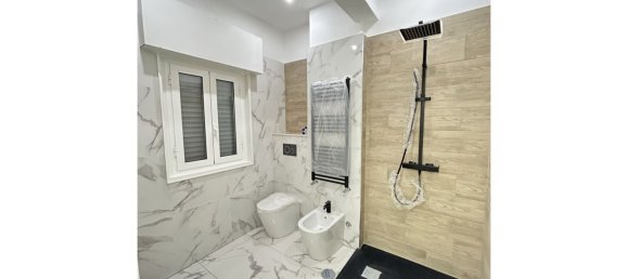 4-salle Appartement à Rome, Italy No. 16669 25