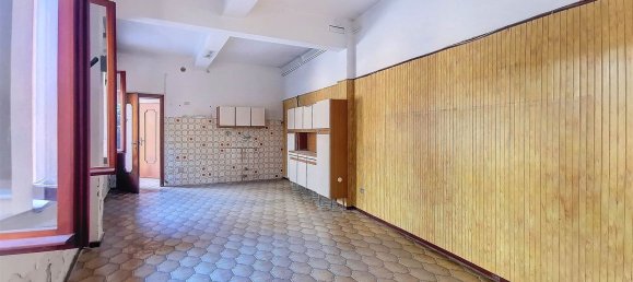 4-salle Appartement à Bozzolo, Italy No. 7446 2