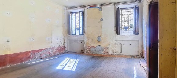 4-salle Appartement à Bozzolo, Italy No. 7446 11