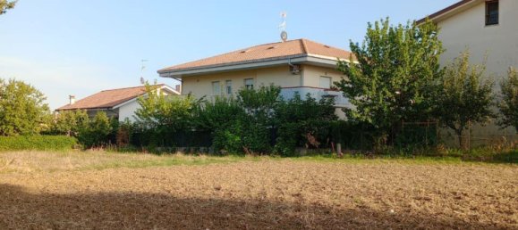 Grundstück in Corropoli, Italy 750m², Nr. 322720 3