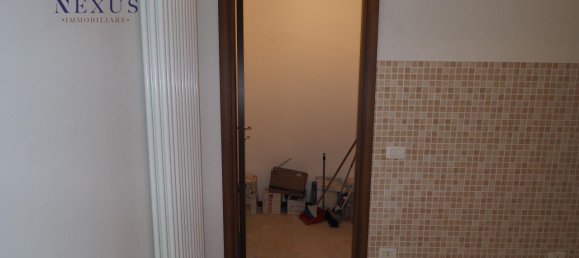 3 rooms Apartment in Colli al Metauro, Italy No. 72141 8