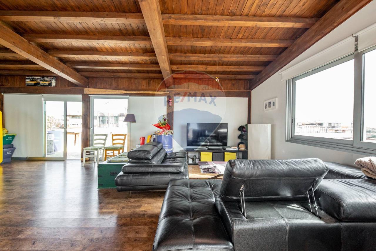 6 rooms Penthouse in Gravina di Catania, Italy No. 15541