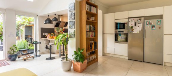 3 bedrooms House in Beziers, France No. 309046 2