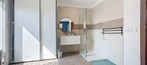 3 bedrooms House in Beziers, France No. 309046 7