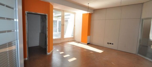 20 rooms Warehouse in Roncegno Terme, Italy No. 112925 4