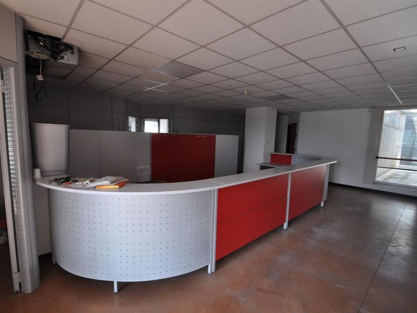 20 rooms Warehouse in Roncegno Terme, Italy No. 112925
