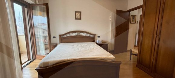 3 rooms Apartment in Avezzano, Italy No. 21733 43