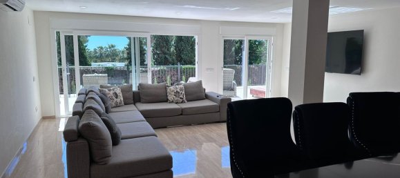 6 bedrooms Villa in Marbella, Spain No. 82221 8