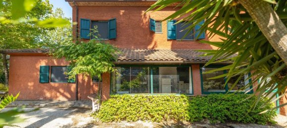 10 rooms Villa in Campiglia Marittima, Italy No. 35593 2