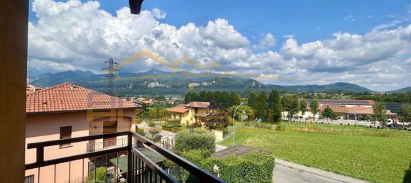 2 bedrooms Apartment in Airuno, Italy No. 265024 2