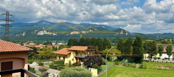 2 bedrooms Apartment in Airuno, Italy No. 265024 5