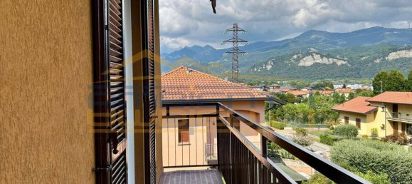 2 bedrooms Apartment in Airuno, Italy No. 265024 4