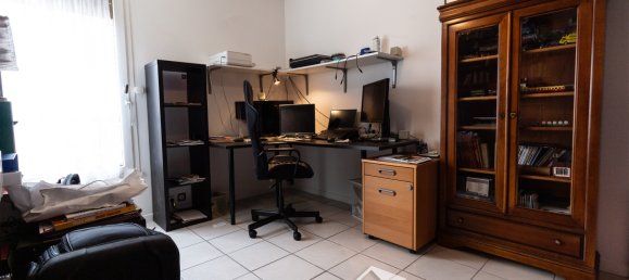 4 bedrooms House in Jouy-le-Moutier, France No. 165882 11