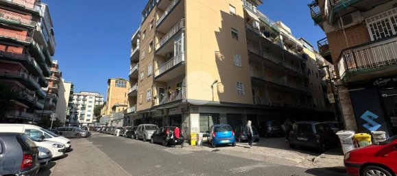 2 rooms Apartment in Naples, Italy No. 162762 5