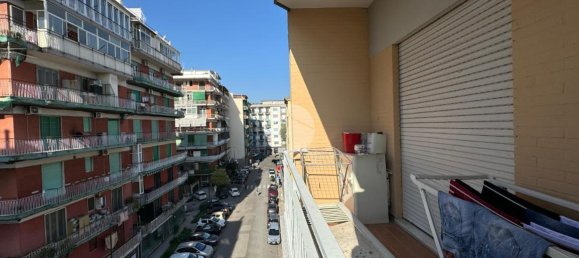 2 rooms Apartment in Naples, Italy No. 162762 6