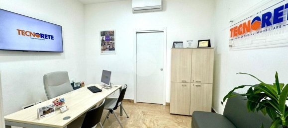 2 rooms Apartment in Naples, Italy No. 162762 26