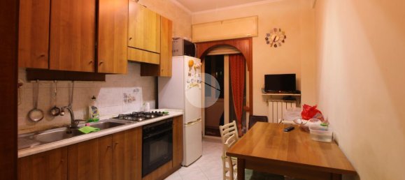 2 rooms Apartment in Naples, Italy No. 162762 7