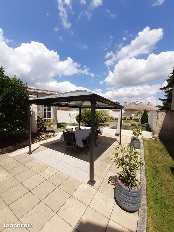 Casa de 3 dormitorios en Saint-Just-Saint-Rambert, France No. 343279