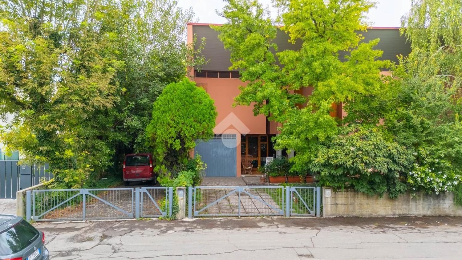 5 bedrooms Villa in Reggio Emilia, Italy No. 330634