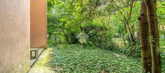 5 bedrooms Villa in Reggio Emilia, Italy No. 330634 4