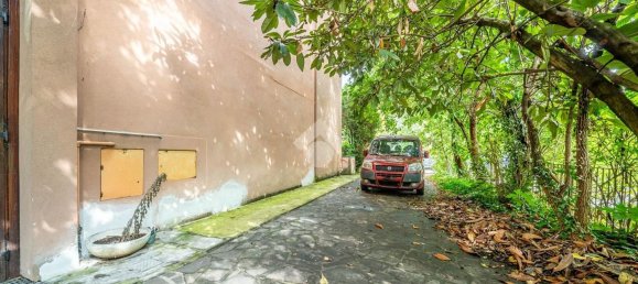 5 bedrooms Villa in Reggio Emilia, Italy No. 330634 2