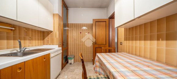 5 bedrooms Villa in Reggio Emilia, Italy No. 330634 17