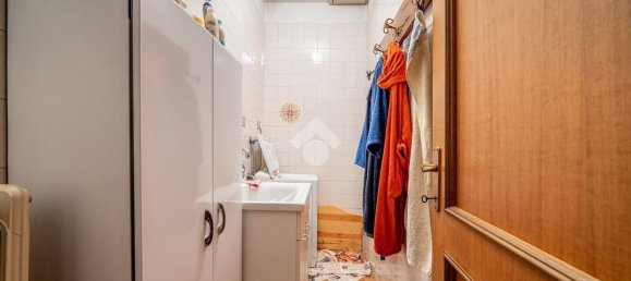 5 bedrooms Villa in Reggio Emilia, Italy No. 330634 33