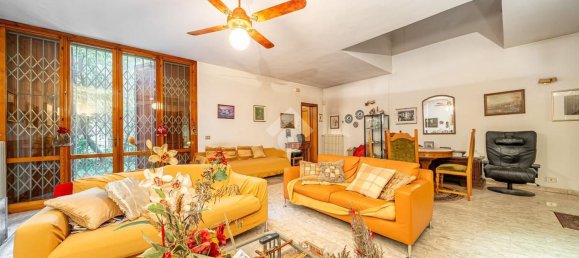 5 bedrooms Villa in Reggio Emilia, Italy No. 330634 12