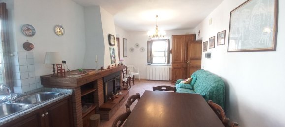 4 bedrooms Villa in Sillano Giuncugnano, Italy No. 177278 3