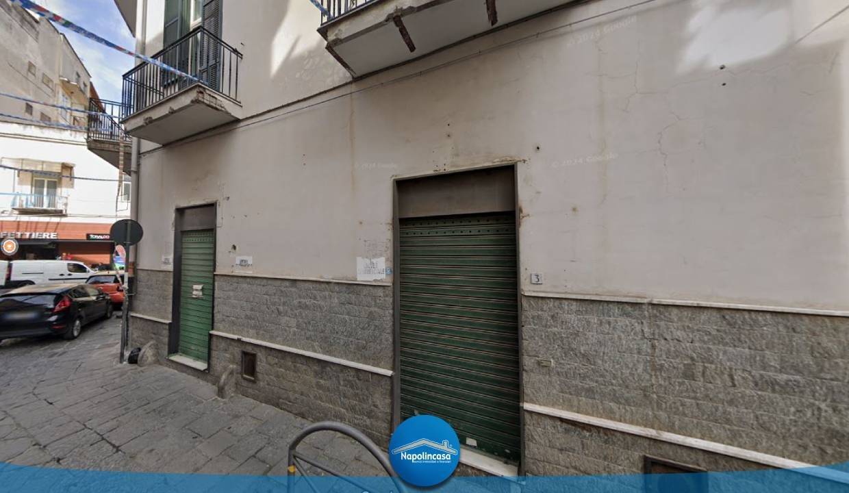 1غرفة عقار تجاري في Casoria, Italy رقم 8678