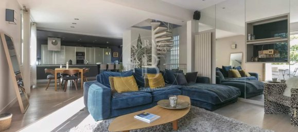 Дом с 5 спальнями в Сюрен, Франция № 105666 2