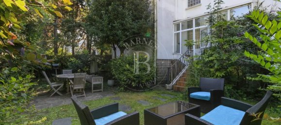 Дом с 5 спальнями в Сюрен, Франция № 105666 13