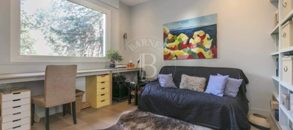 Дом с 5 спальнями в Сюрен, Франция № 105666 11