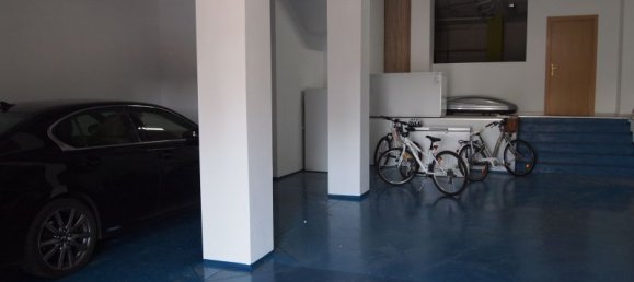 140m² Commercial property in Leon, Spain No. 79642 4