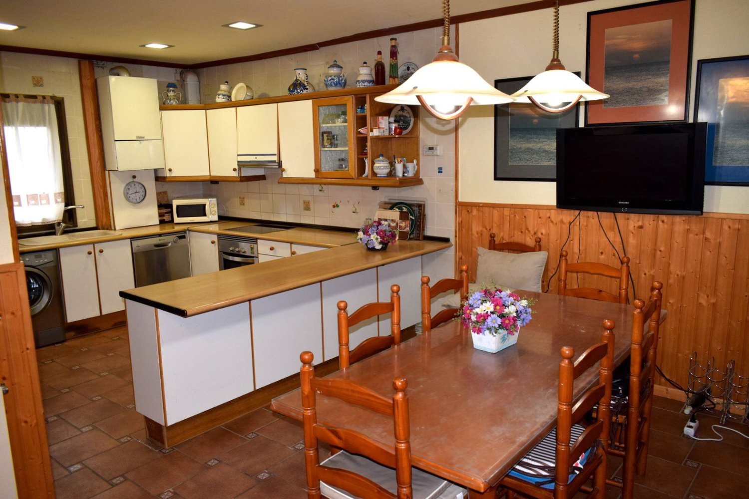 3 bedrooms House in Huesca, Spain No. 137246