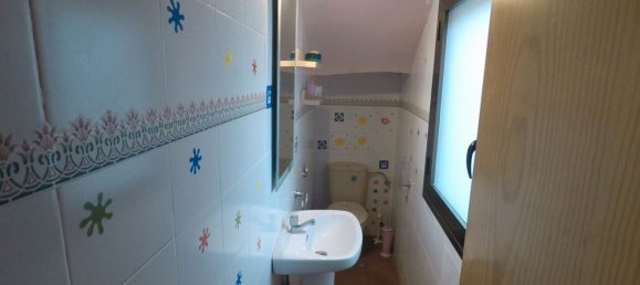 3 bedrooms House in Huesca, Spain No. 137246 5