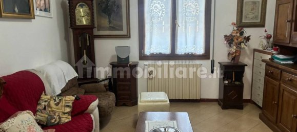 4 bedrooms Villa in Vigarano Mainarda, Italy No. 123279 7