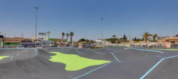 Бунгало с 1 спальней в Торревьеха, Испания № 136064 27