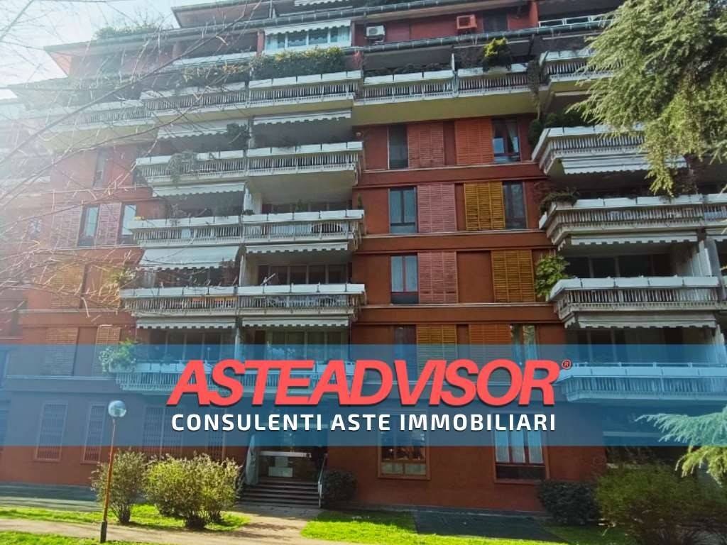 Apartamento de 3 dormitorios en Segrate, Italy No. 271501