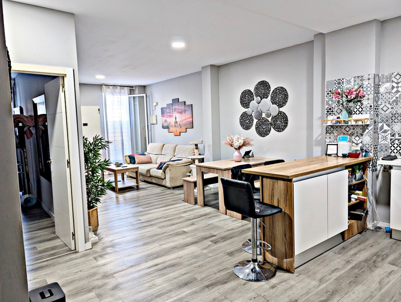 Дуплекс с 3 спальнями в Малага, Испания № 206475