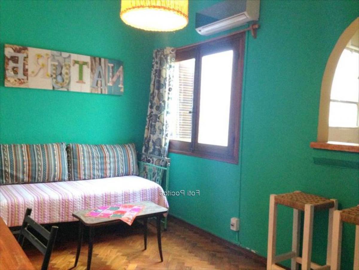 Studio in Montevideo, Uruguay No. 3091