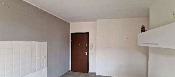 3-salle Appartement à Chignolo Po, Italy No. 180239 3