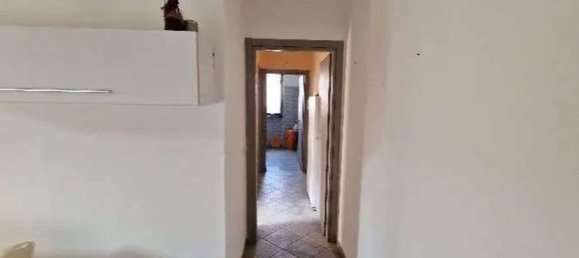 3-salle Appartement à Chignolo Po, Italy No. 180239 17