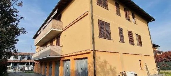 3-salle Appartement à Chignolo Po, Italy No. 180239 15