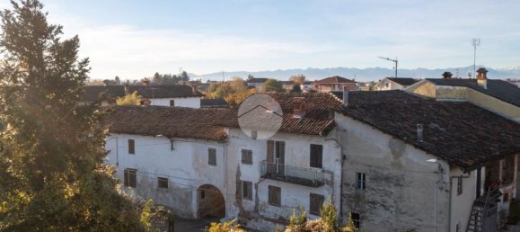 5 rooms House in Narzole, Italy No. 165304 4