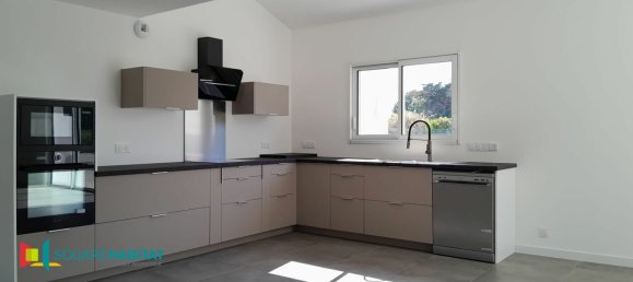 3 bedrooms House in Sarzeau, France No. 301280 5