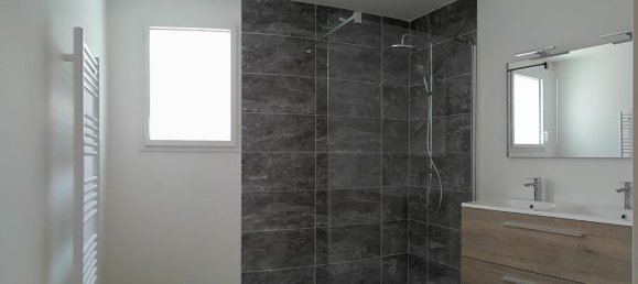 3 bedrooms House in Sarzeau, France No. 301280 8