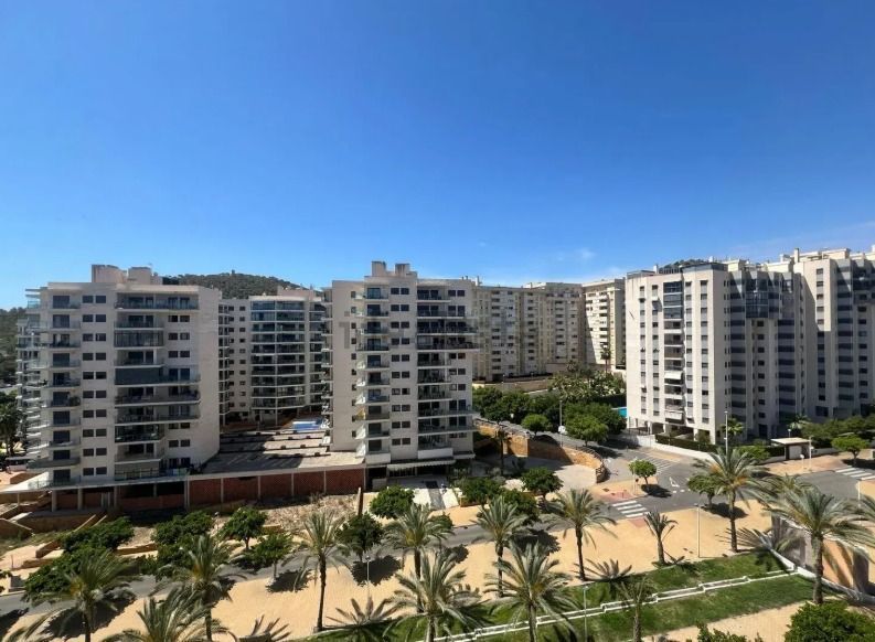 Apartamento de 2 dormitorios en Alicante, Spain No. 269316
