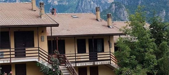 Apartamento de 2 dormitorios en Vallarsa, Italy No. 218669 9